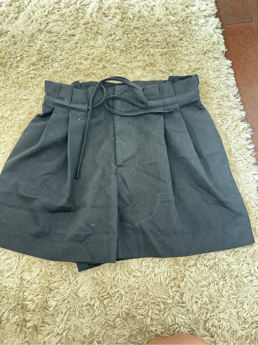 High-Waist Black Women's Pleated Shorts with Tie Waist